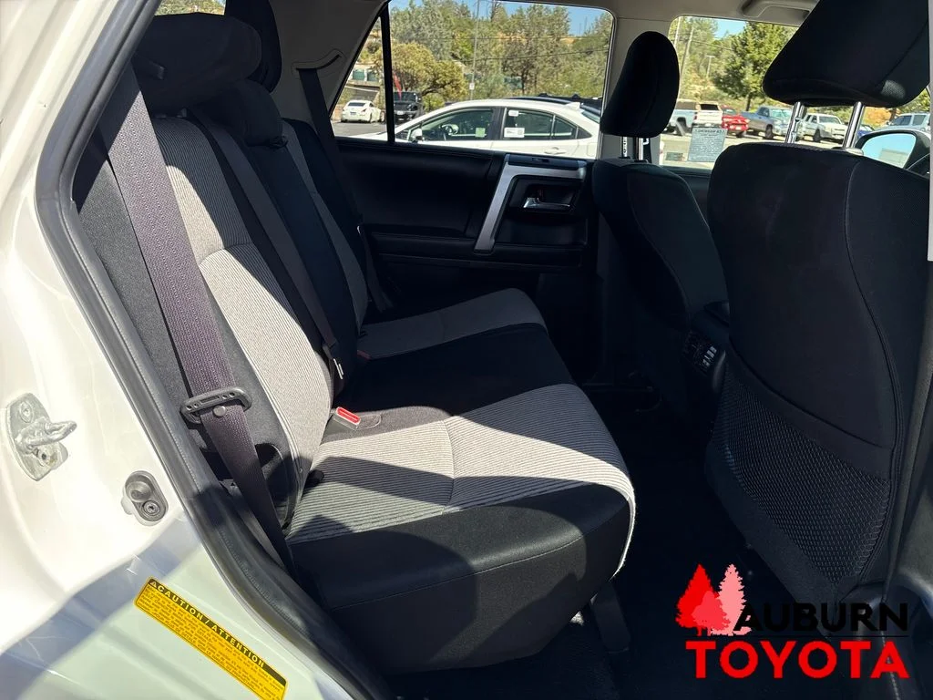 Used 2017 Super White Toyota SR5 image 20