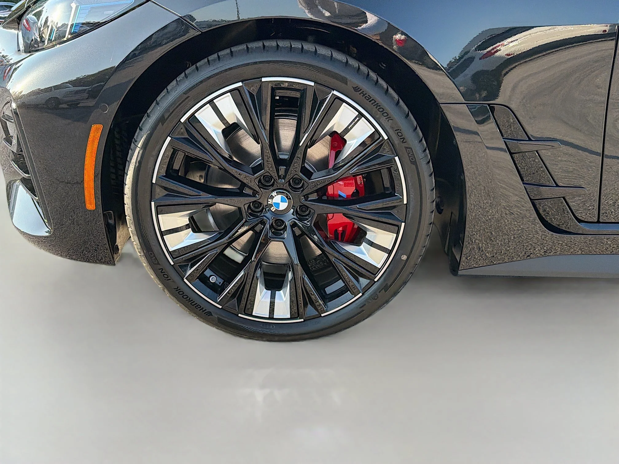 New 2026 Black Sapphire Metallic BMW M440i image 40
