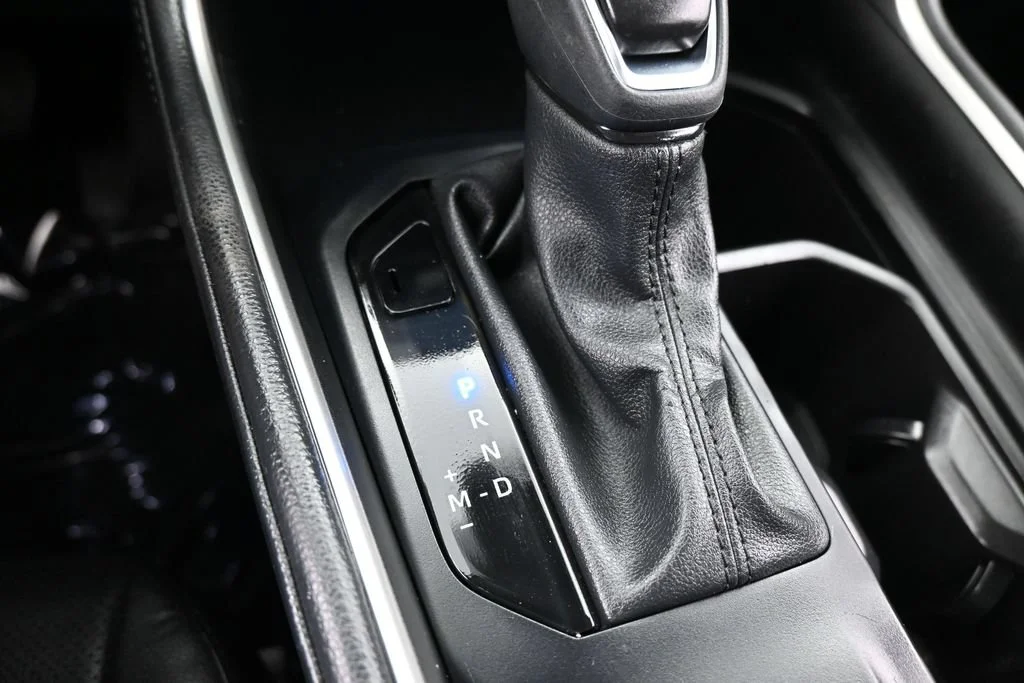 Used 2025 Cloud Toyota Limited image 31