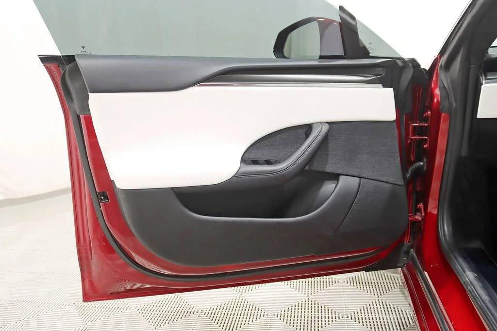 Used 2023 Red Tesla Plaid image 36