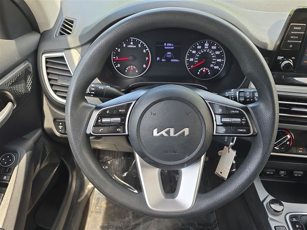 Used 2022 Black Kia LX image 15