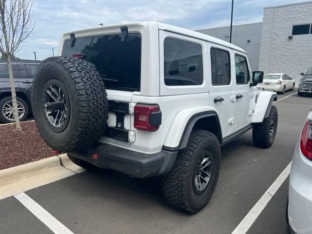 Used 2025 White Jeep Rubicon X image 13