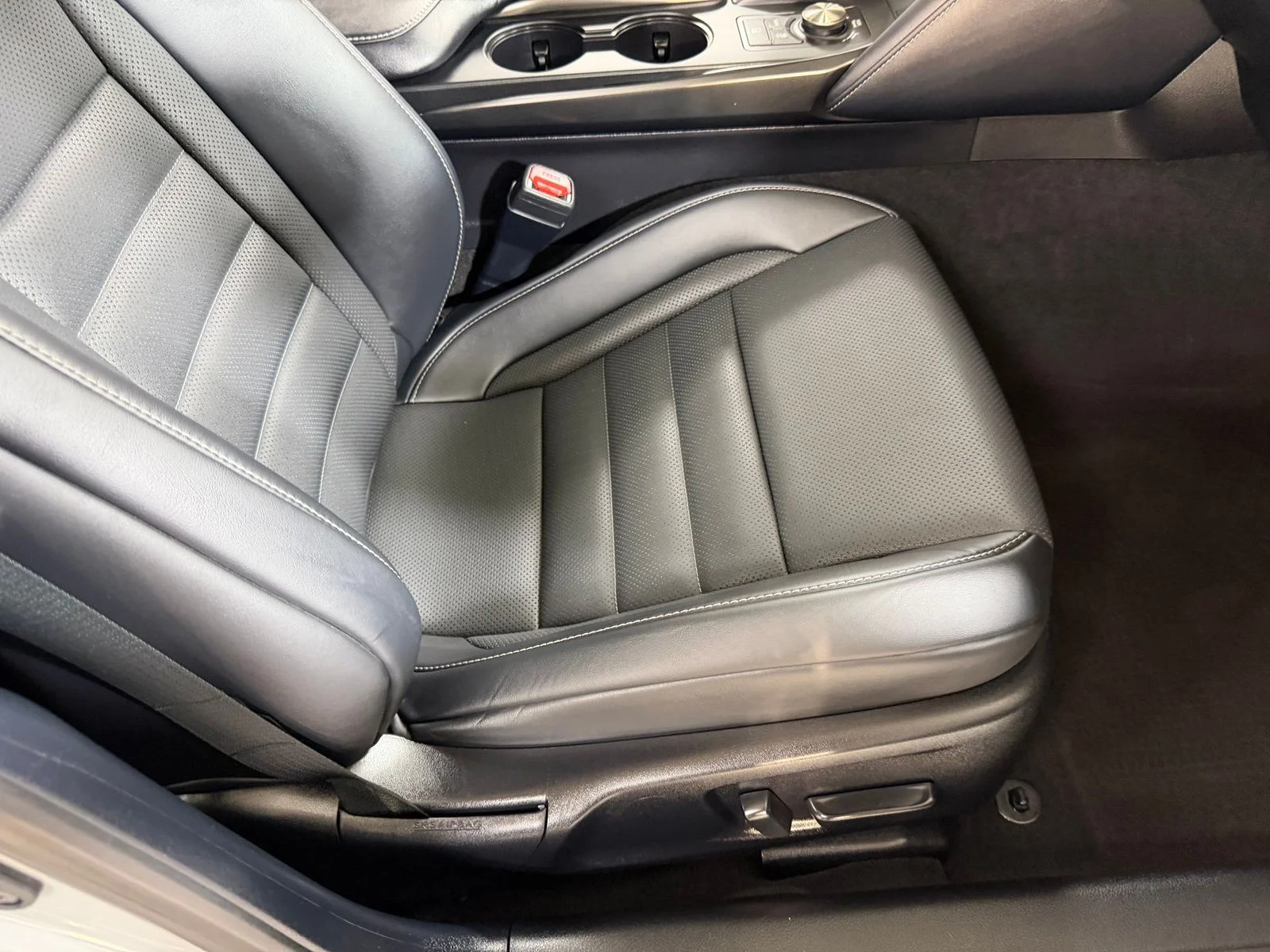 Used 2024  Lexus 350 F SPORT image 44