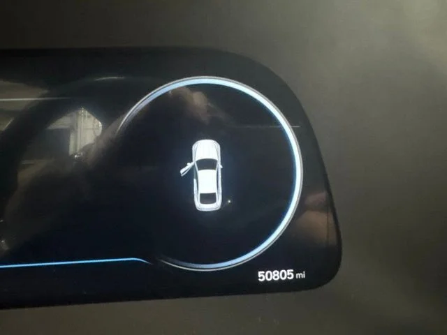Used 2020 Black Hyundai Limited image 13