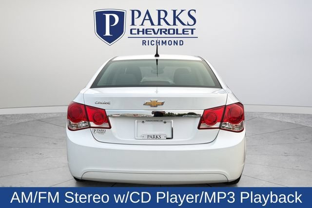 Used 2014 SUMMIT WHITE Chevrolet LS image 7