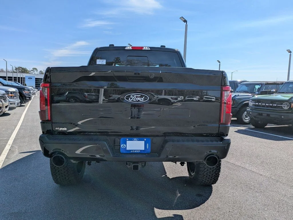 New 2026 Agate Black Metallic Ford XLT image 5