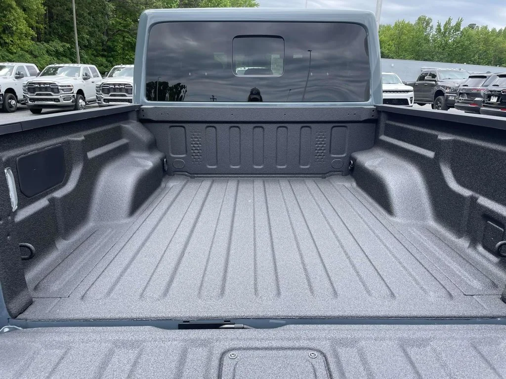 New 2026 Anvil Clear-Coat Exterior Paint Jeep Rubicon X image 42