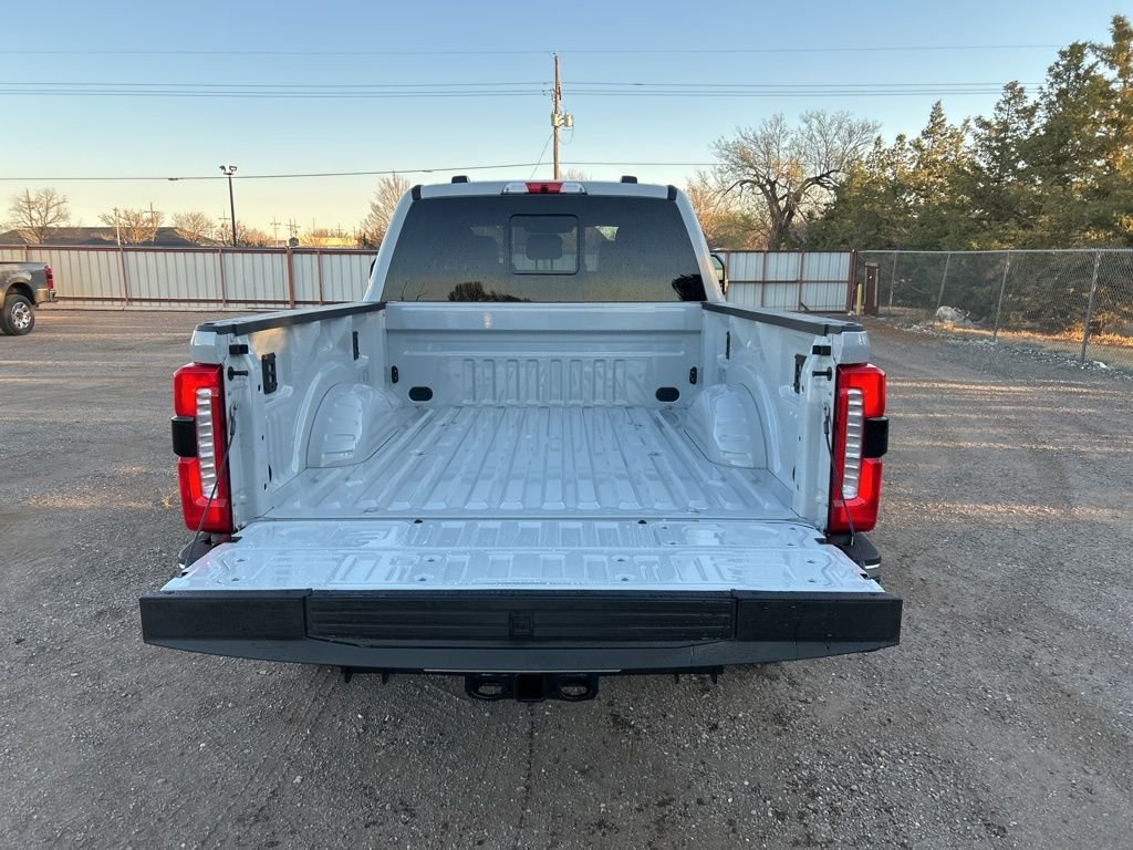 New 2026 Avalanche Ford Lariat image 8