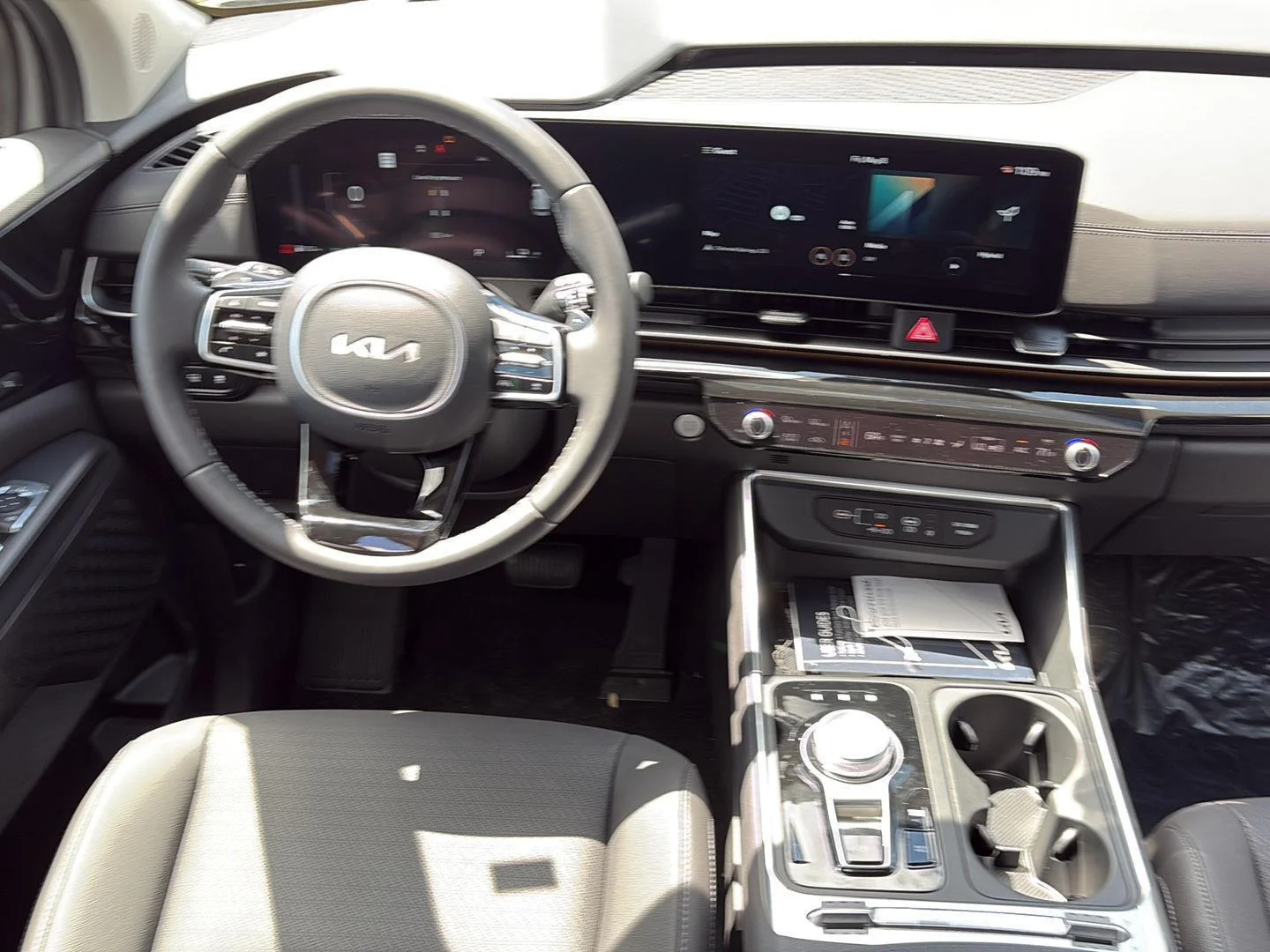 New 2026 Ceramic Silver Kia SX Prestige image 12