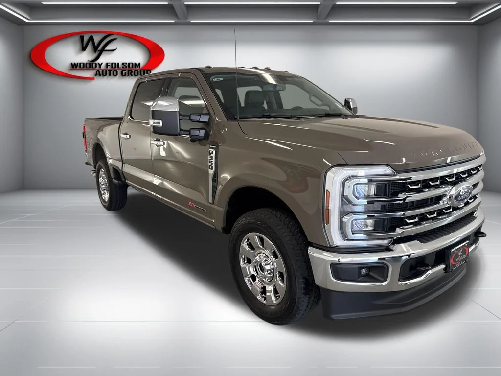 New 2026 Marsh Gray Ford F-350® Lariat® image 3