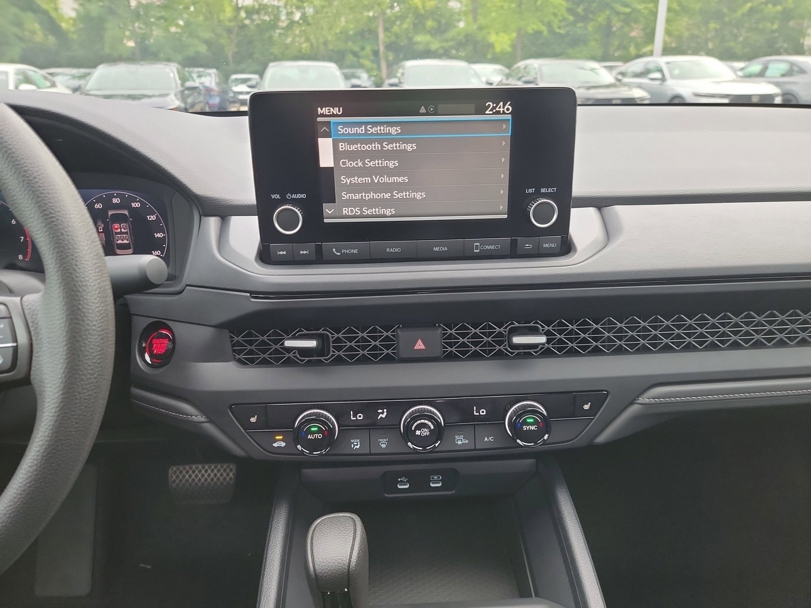 Used 2025 Silver Honda SE image 17