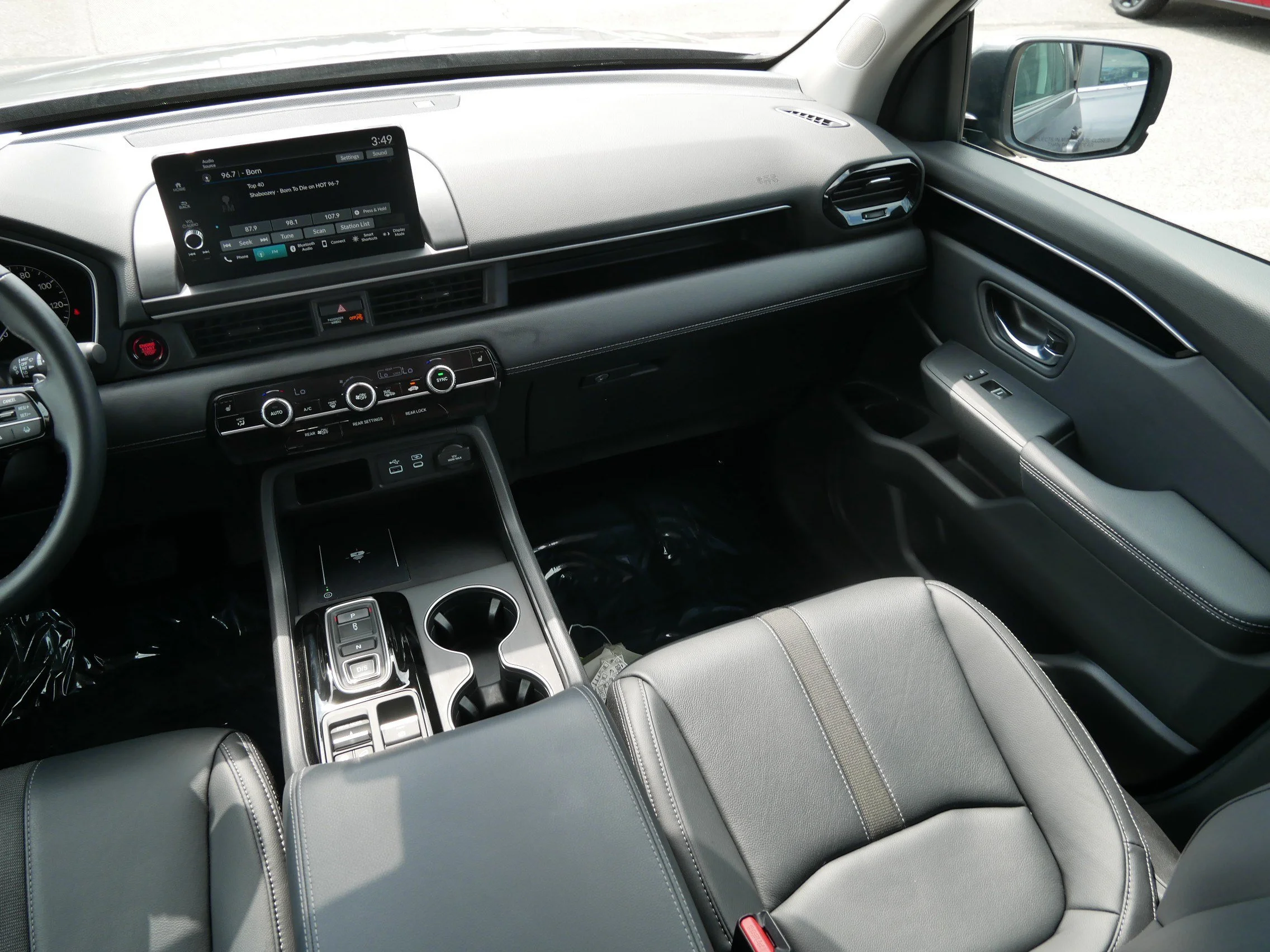 Certified Used 2025 Modern Steel Metallic Honda EX-L image 11