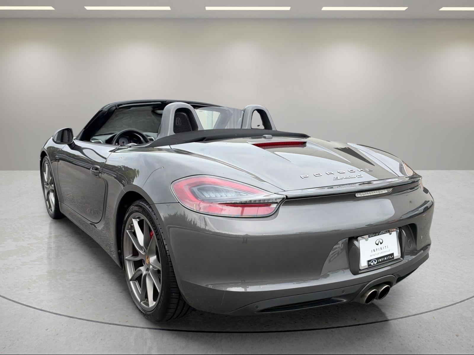 Used 2016 Agate Gray Metallic Porsche S image 3