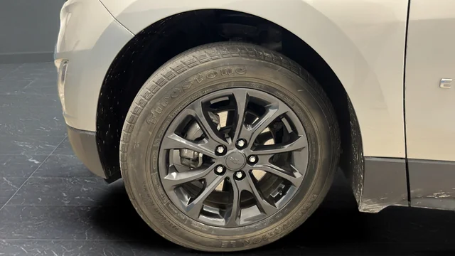 Used 2020 Silver Ice Metallic Chevrolet LT image 31