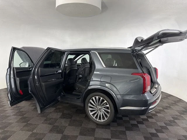 Used 2024 Gray Hyundai Calligraphy image 18