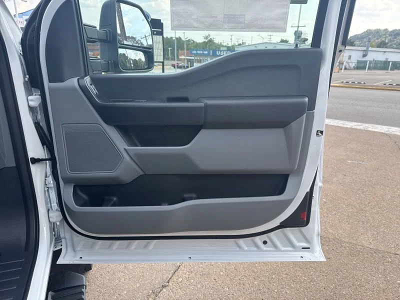 2026 Ford F-450 Super Duty Chassis Cab XL - Photo 13