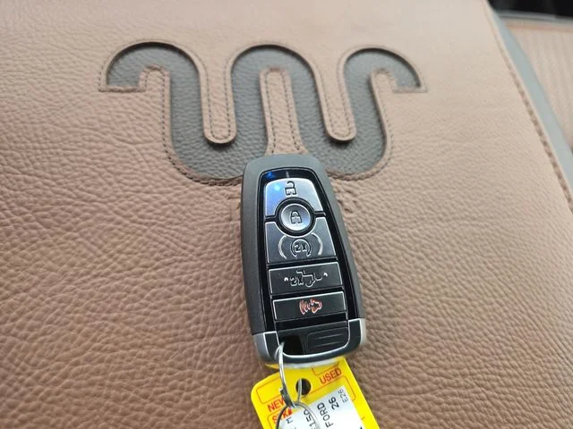 New 2026 Agate Black Metallic Ford King Ranch® image 36