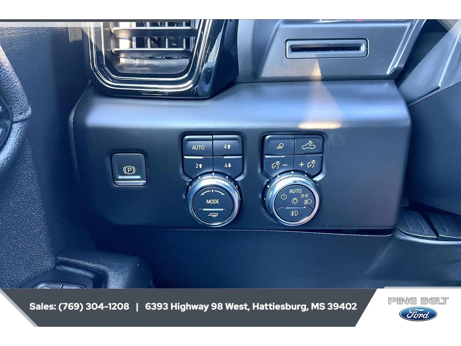 Used 2023 Deep Bronze Metallic GMC AT4 image 23