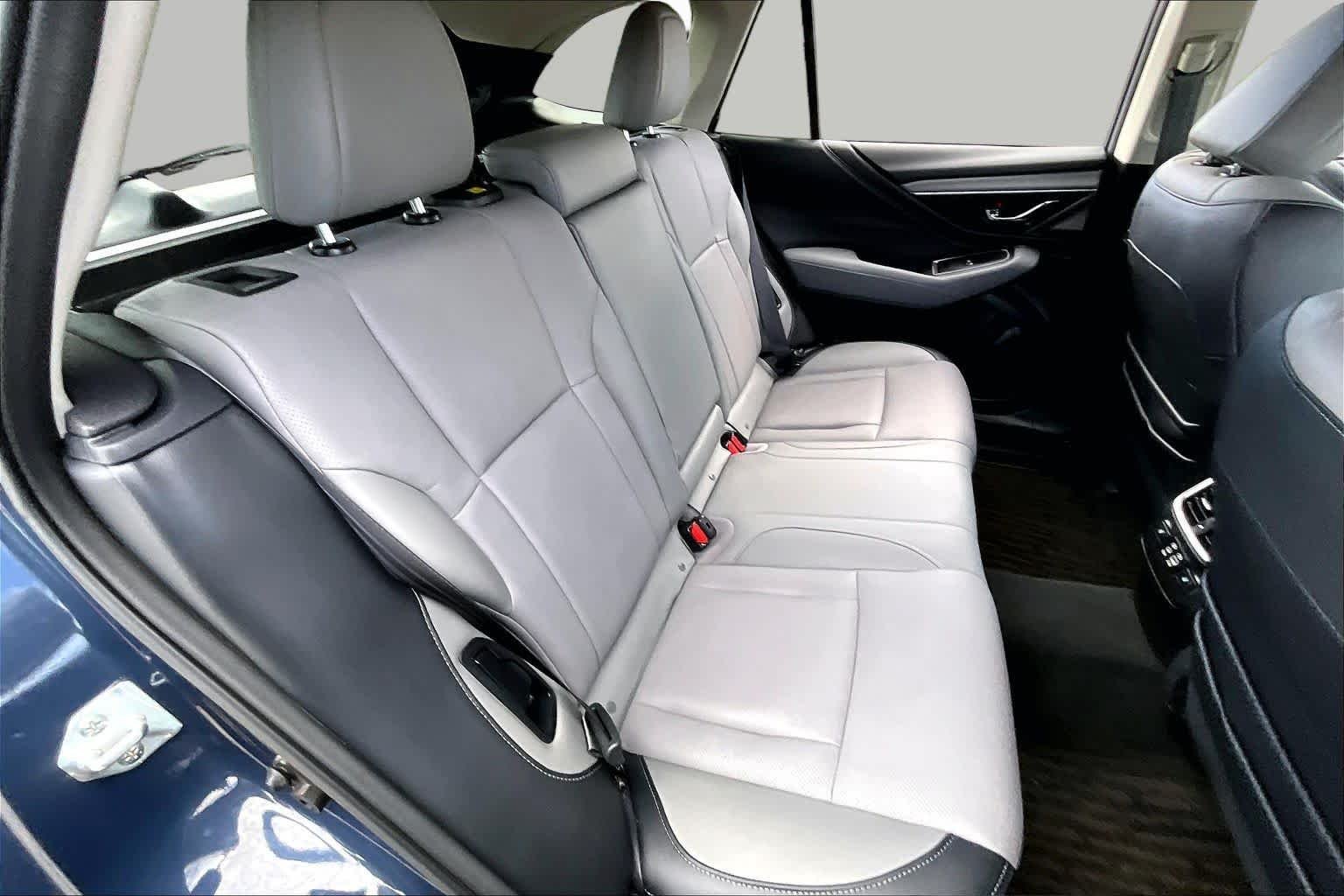 Used 2024 Cosmic Blue Pearl Subaru Limited image 17