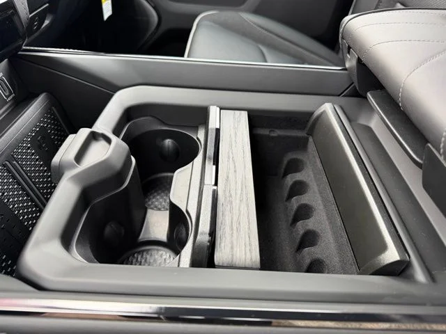 2026 RAM 1500 Limited - Photo 24