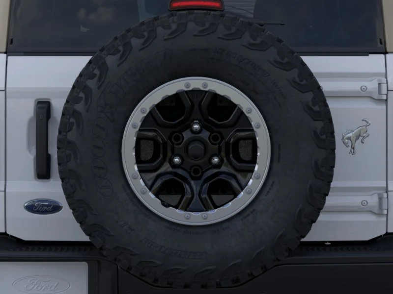 New 2026 Oxford White Ford Badlands® image 24