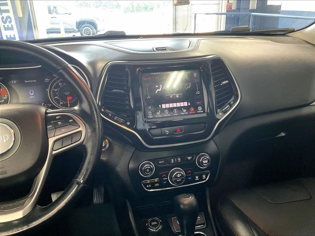 Used 2020 Blue Jeep Limited image 18