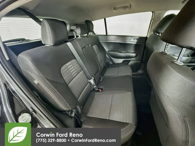 Used 2018 Black Cherry Kia LX image 28