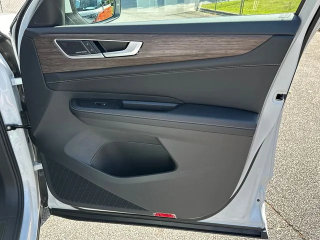 2026 Volkswagen Atlas SEL Premium R-Line - Photo 14