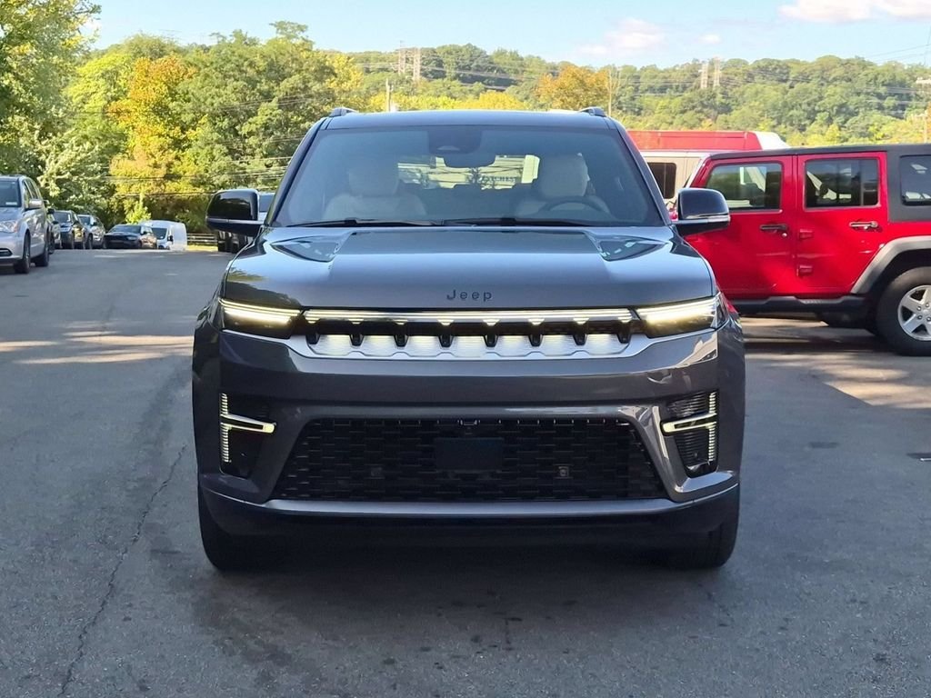 New 2026 Baltic-Gray Metallic Clear-Coat Exterior Paint Jeep  image 7