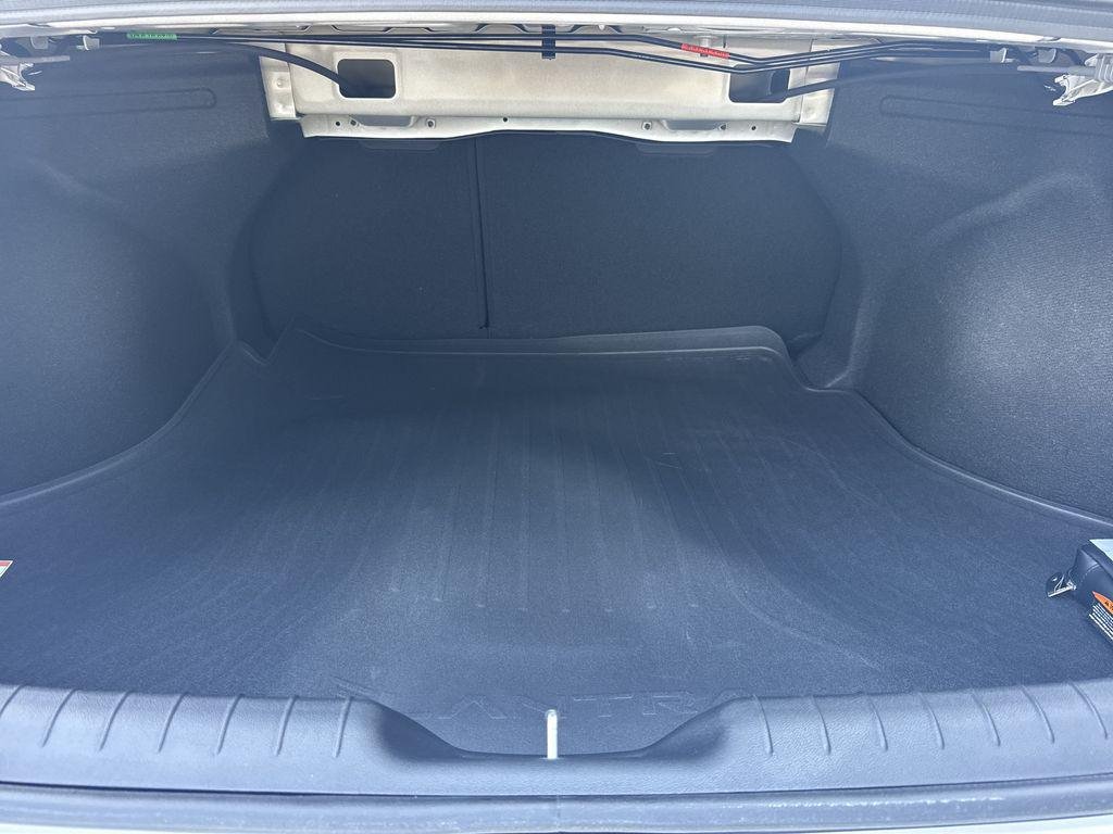 New 2026 White Hyundai SEL Sport Premium image 17