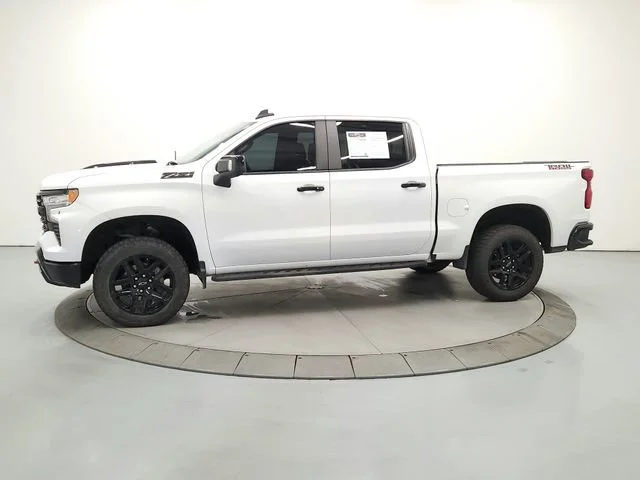 Used 2024 Summit White Chevrolet LT Trail Boss image 4