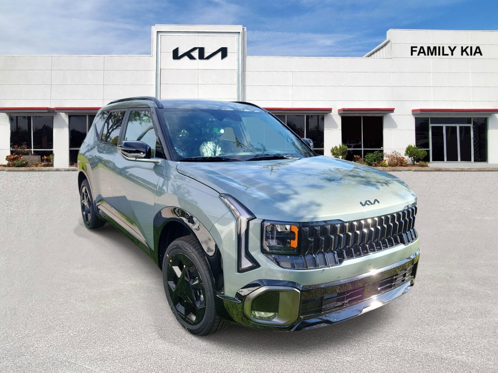 New 2027 Iceberg Green Kia X-Line S image 5