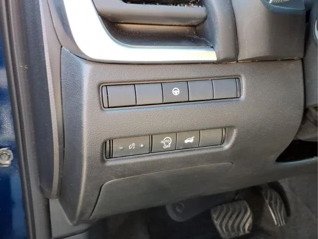 Used 2024 Blue Nissan SV image 18