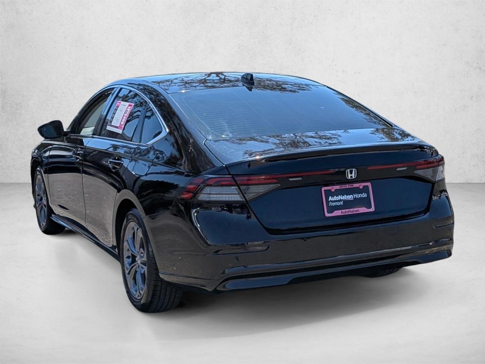Used 2024 Black Honda EX-L image 8