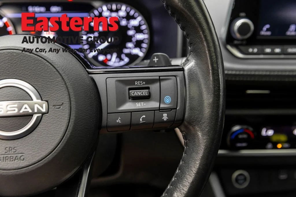 Used 2023 Blue Nissan SV image 16