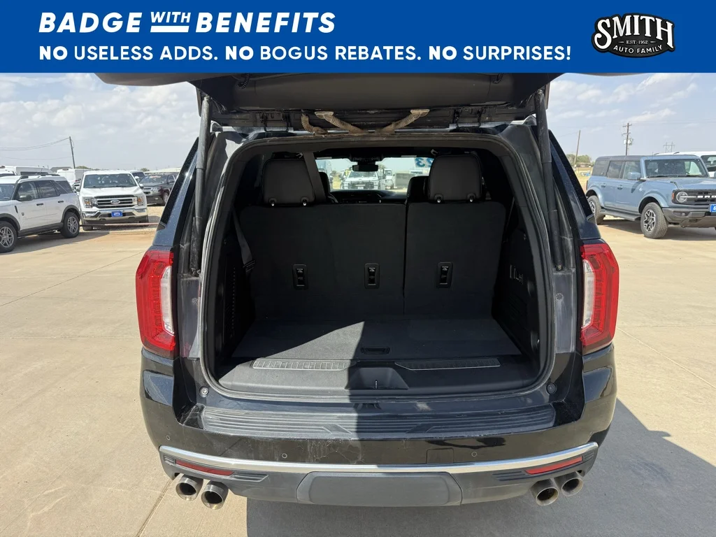 Used 2023 Onyx Black GMC Denali image 6