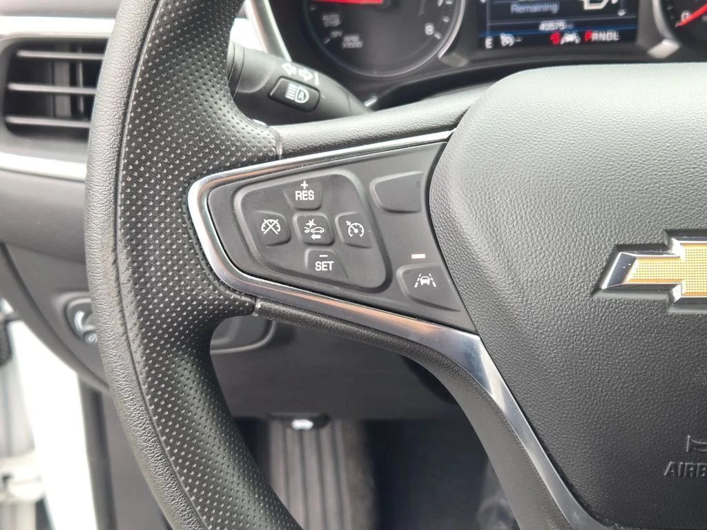 Used 2024 White Chevrolet LT image 29