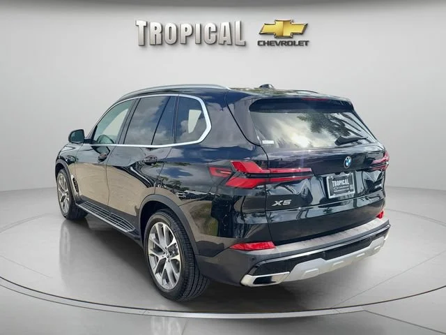 5UX13EU03T9092349