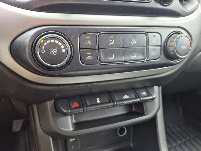 Used 2018 Gray Chevrolet LT image 17