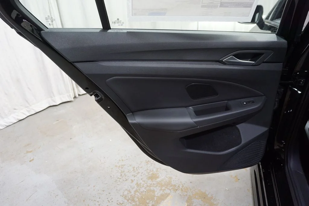 New 2026 Black Volkswagen 2.0T image 30