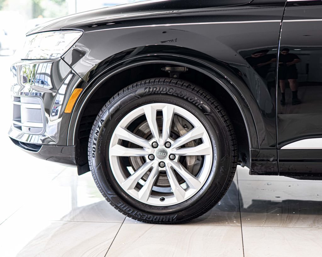Used 2019 Black Audi 55 Premium image 8