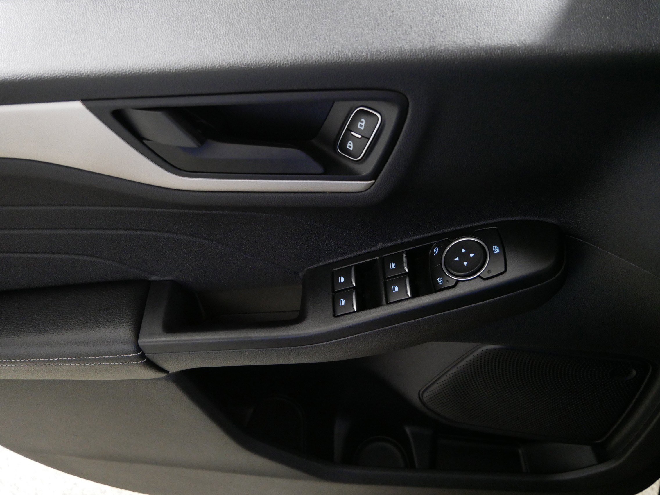 2022 Ford Escape SE - Photo 19