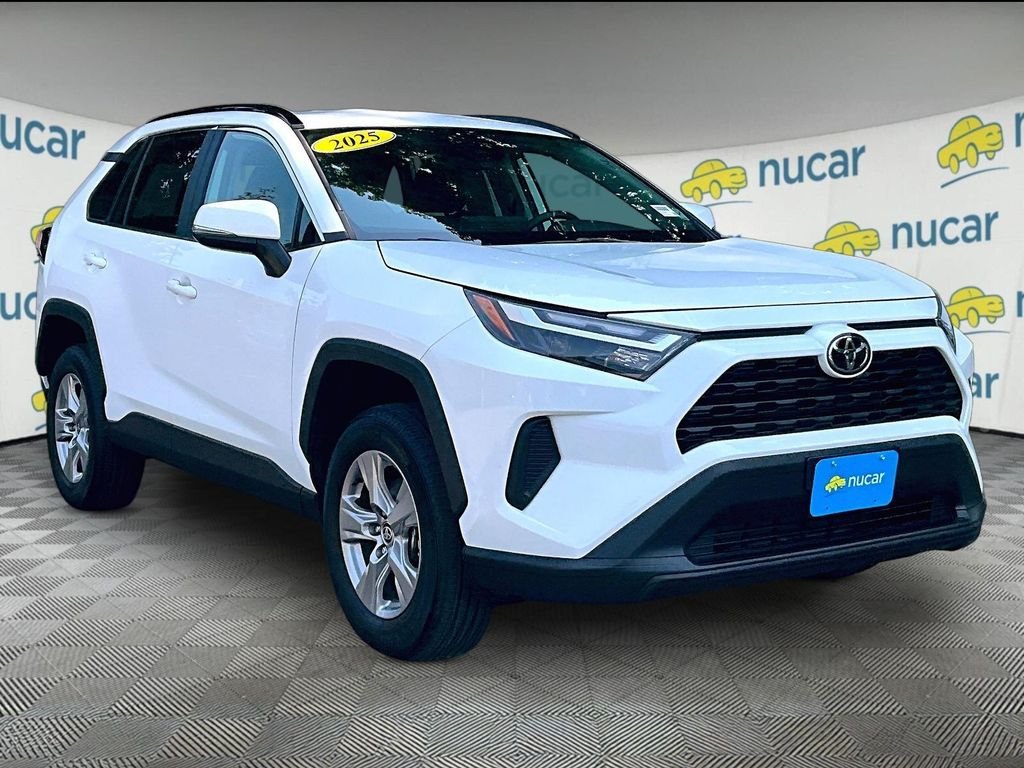 Used 2025 White Toyota XLE image 1