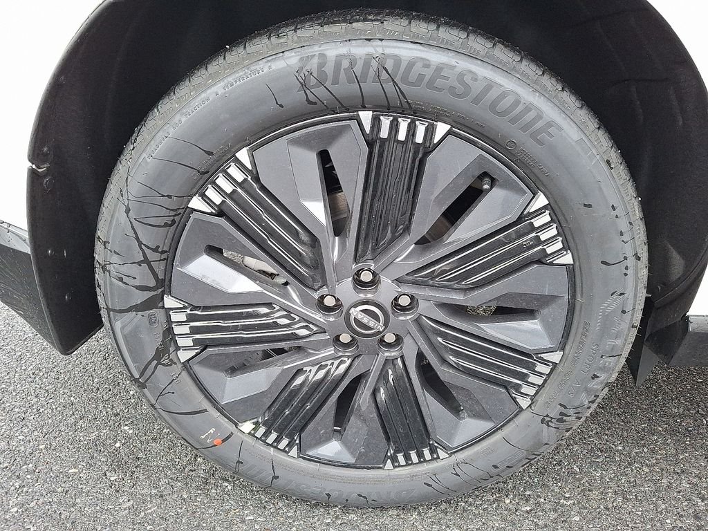 New 2026 Everest White Pearl TriCoat Nissan Platinum image 5