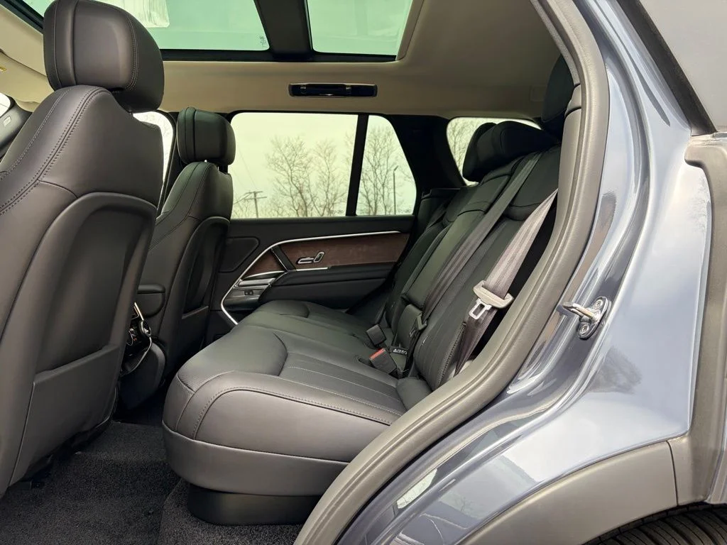 2025 Land Rover Range Rover SE - Photo 13