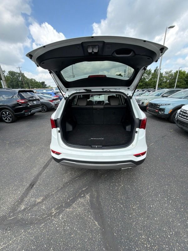 Used 2017 White Hyundai 2.4 Base image 13