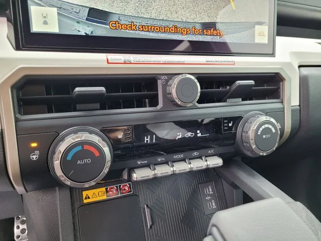 2024 Toyota Tacoma TRD Sport - Photo 40
