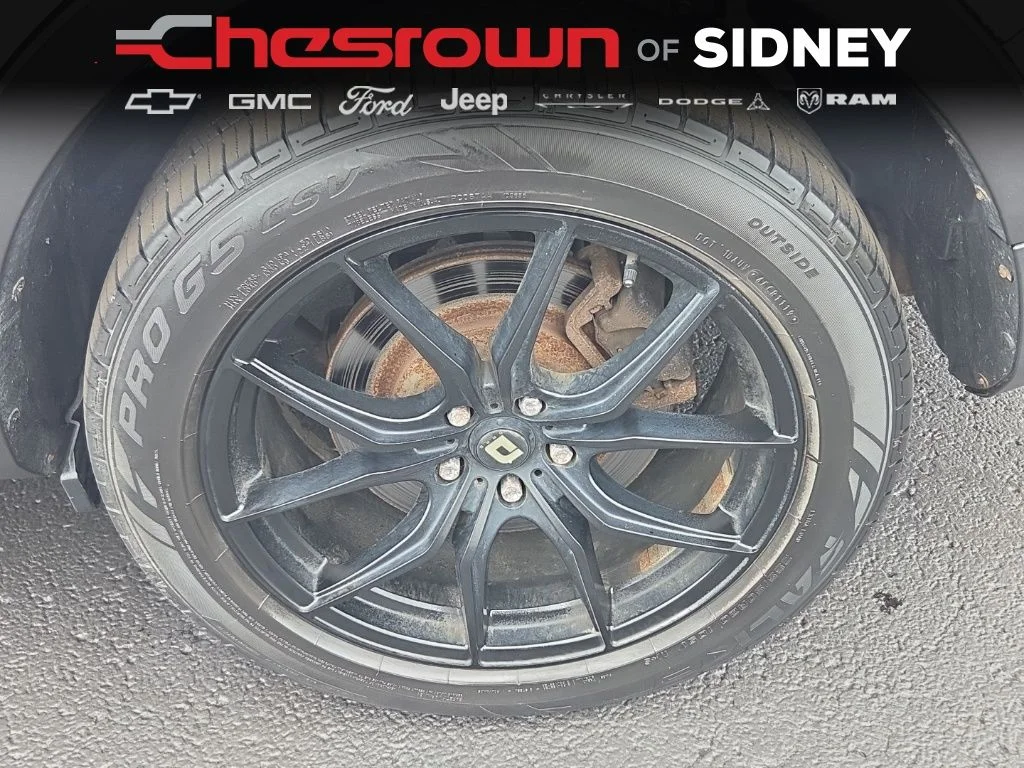 Used 2014 White Ford Limited image 10