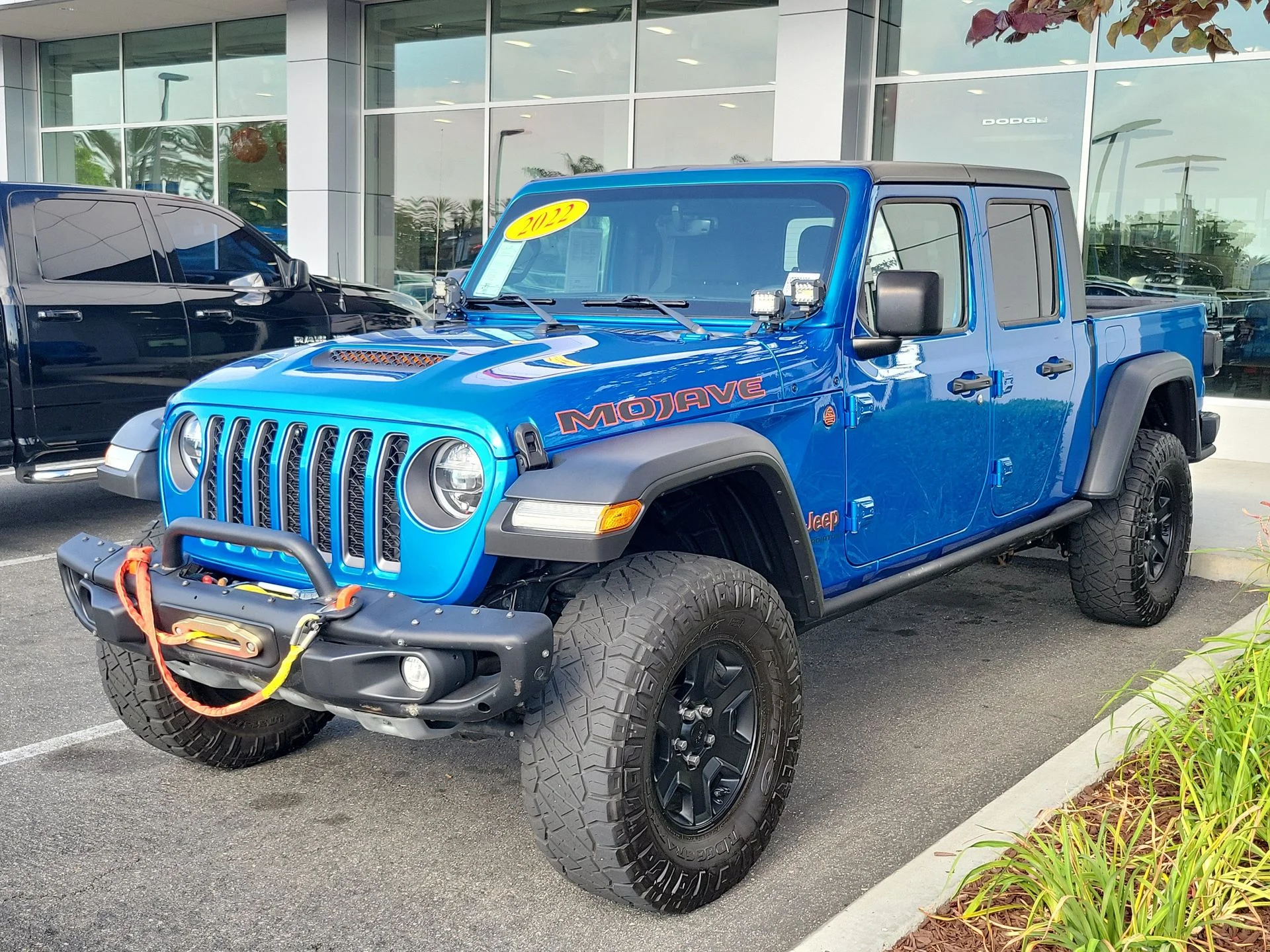 Certified Used 2022 Blue Jeep Mojave image 17