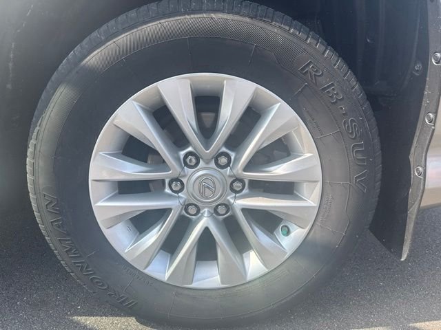 Used 2020  Lexus 460 image 6